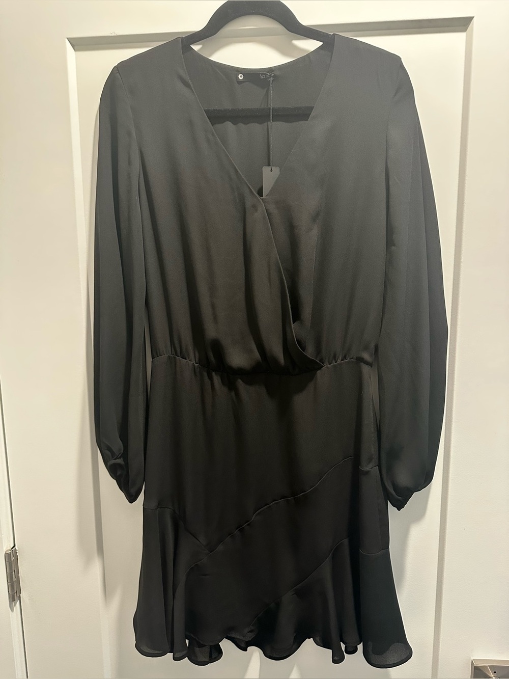 NWT Krisa classic Black Dress with Keyhole Back Detail